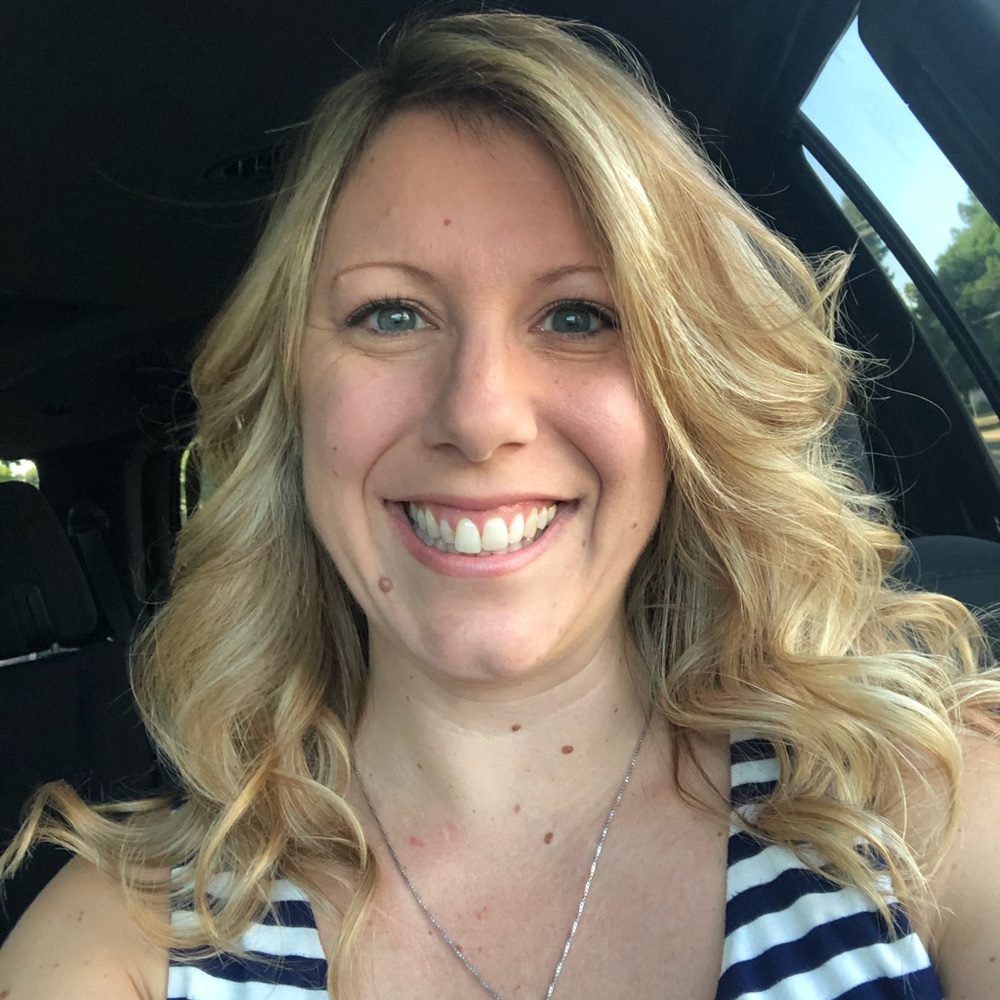 Meet your Posher, Laura